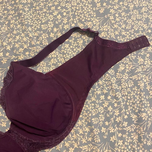 Triumph bra 80E like new, purple color