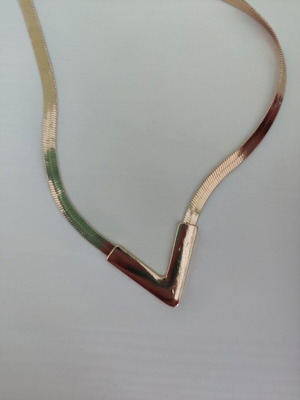 Minimalist V-Shaped Necklace Like New, 18K Gold Plated with Herringbone Chain