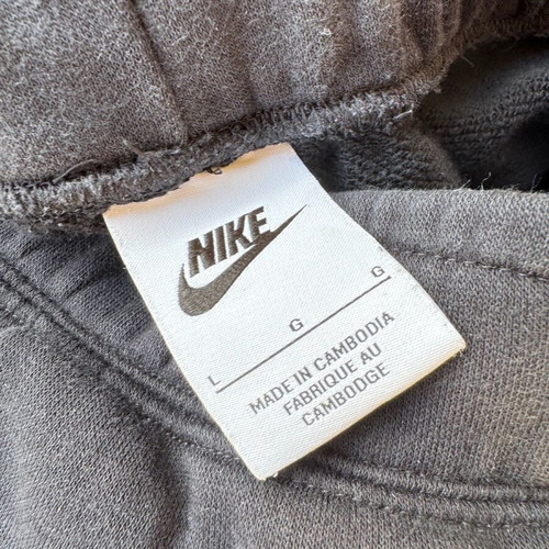 Nike pants used