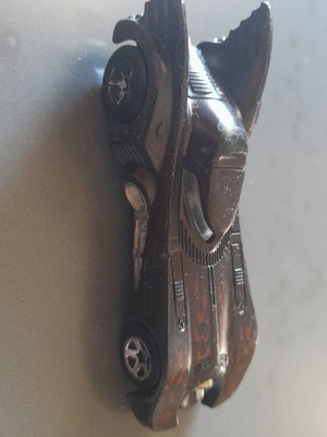 Hot Wheels Batman toy car used in good condition
