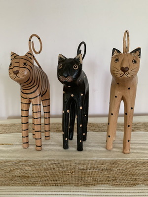 Handmade wooden cat set of 3 with wire tails, new