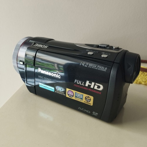 Panasonic HDC SD900 video camera like new