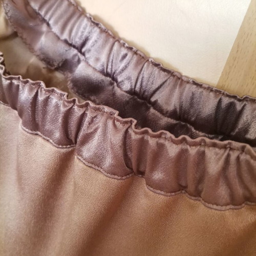 Skirt and blouse set formal like new, pink-mauve apple with lace