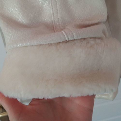 Girls' jacket size 12 used, white with faux fur cuffs and collar