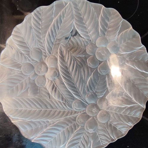 Glass serving platter with fruit and leaf decoration, 33cm diameter, new