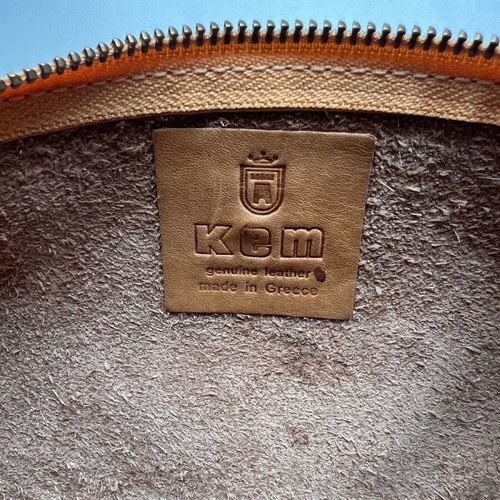 KEM leather shoulder bag in apricot, like new