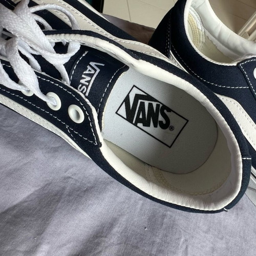 Vans athletic shoes new, dark blue size 39