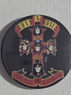 Guns n' Roses pin badge