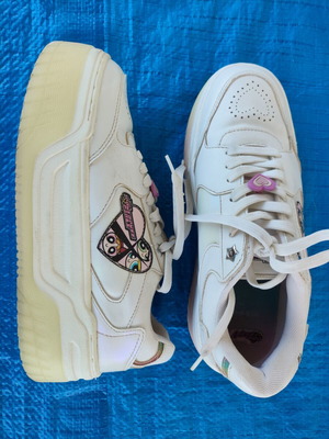 Ladies Platform Sneakers Powerpuff Girls Bershka size EU38 like new, white and pink