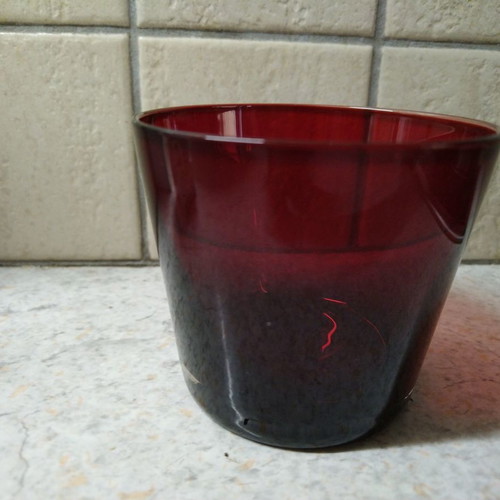 Red glass new, can also be used as a tealight holder