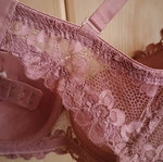 Bra new, size 70B, color dusty apple, with underwire