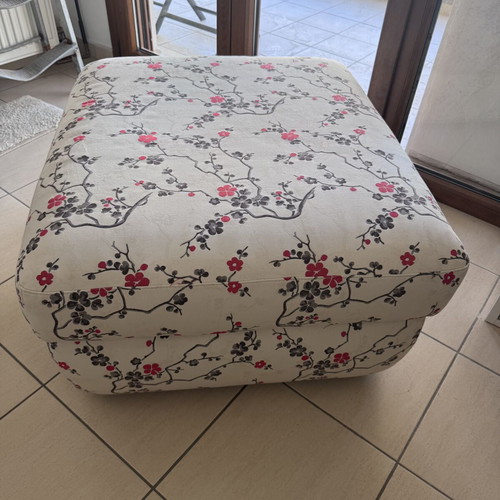 Fabric stool in cream color, like new