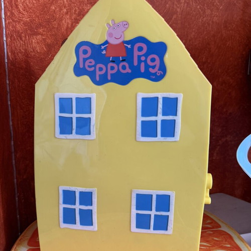 Κουκλόσπιτο Peppa Pig σαν καινούργιο, πολύχρωμο παιχνίδι