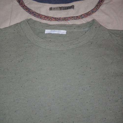 T-shirts Small like new, beige and green, set of 2