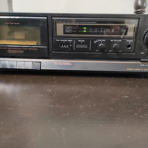 Κασετόφωνο Stereo AIWA AD-F300 μεταχειρισμένο, χρειάζεται service στους ιμάντες