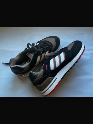 Adidas Run 80s sneakers size 41 new red