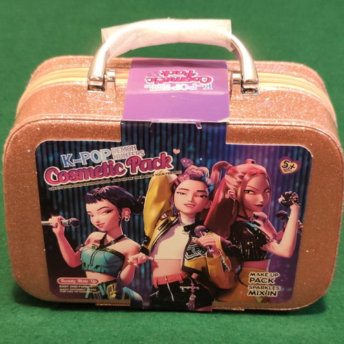 Demon Hunters K-Pop Cosmetic Pack kids makeup case
