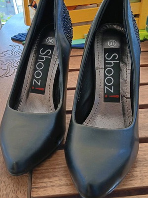 Shooz leather pumps like new, sizes 36 and 37, black