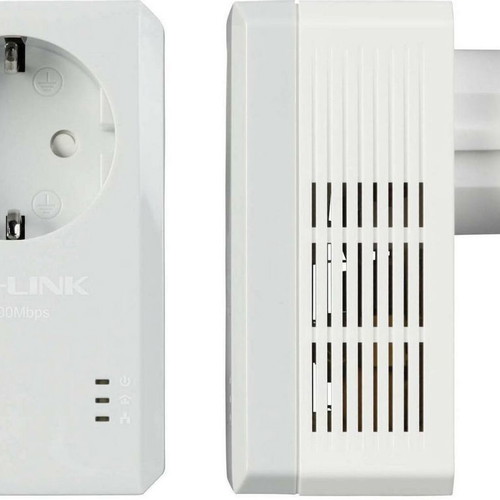 TP-LINK TL-PA4010P AV500 Powerline Adapter with AC Pass Through like new