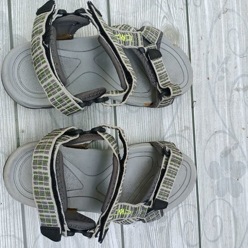 CMP sandals size 32 like new, colorful green