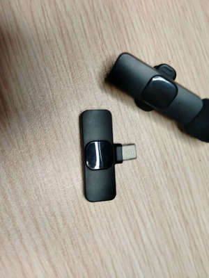 Wireless lapel microphone USB-C like new