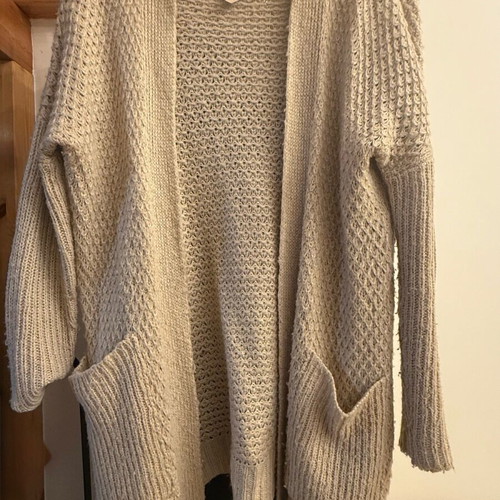 Pull & Bear Small cardigan slightly used, beige pink