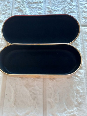 Glasses case new, for thin glasses and small items