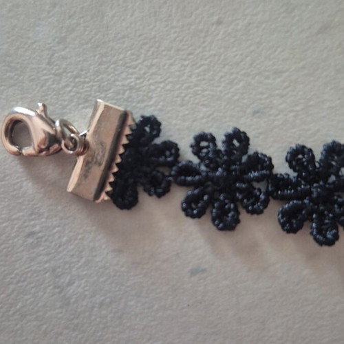 Zara black choker like new with beautiful details