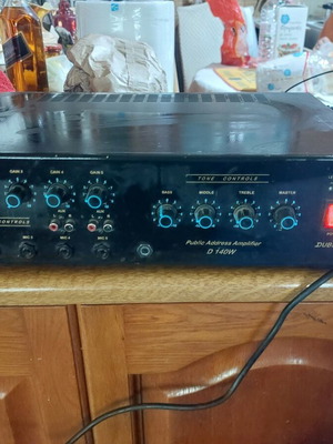 Μικροφωνικός ενισχυτής D 140W Dubl ex μεταχειρισμένος, λειτουργικός