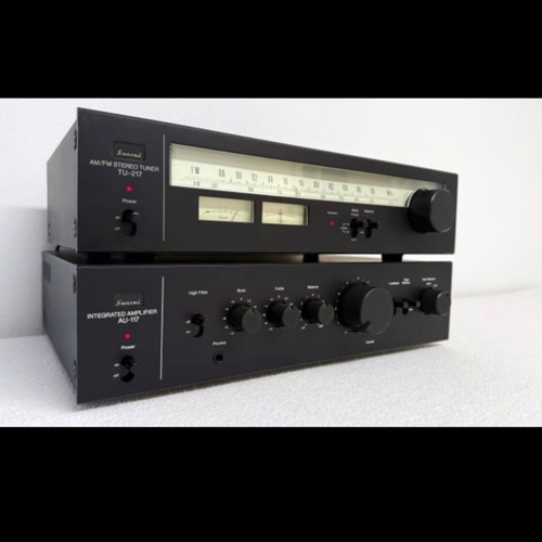 Sansui AU 117 and TU 217 amplifier and radio set like new, 1978
