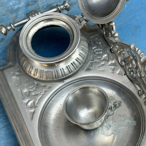 Vintage double metal inkwell with embossed decoration