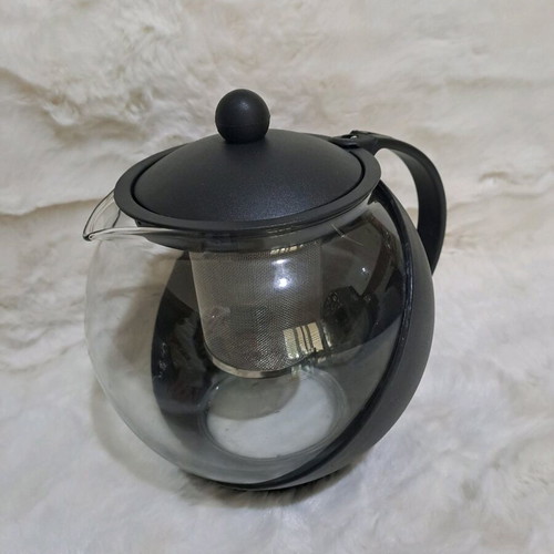 Gift set with teapot, glass cup, plastic tray, spoons and steel tea infuser, new