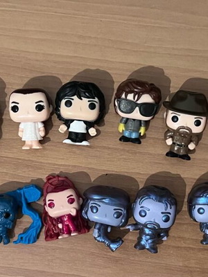 Stranger Things Funko Pop Kinder Joy new