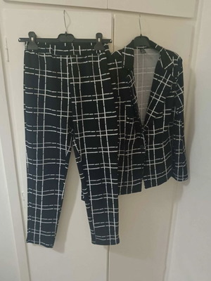 SHEIN Suit No M like new, slim fit