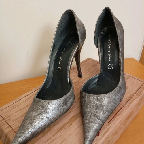 Excellent Ladies Shoes heels 9cm new, size 38, black-silver