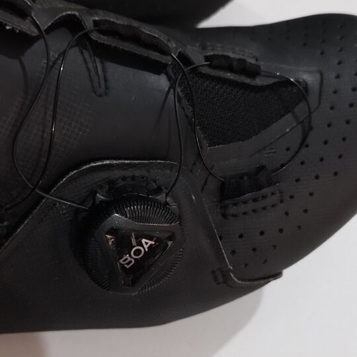 Shimano RC3 cycling shoes, size 42