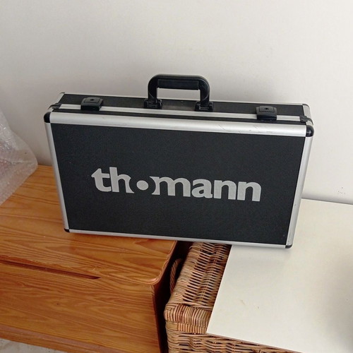 Thomann Mix Case 6136 transport case for consoles and effects