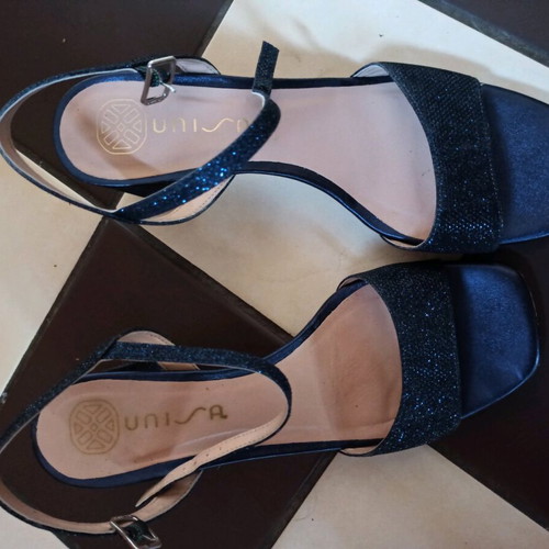 UNISA sandal No 42