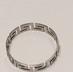 Machine ring from white metal Maïandros size 14.75, silver color
