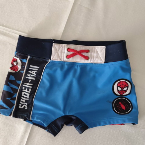 Boys' swimwear pack of 2 size 4 Marvel and Orchestra like new