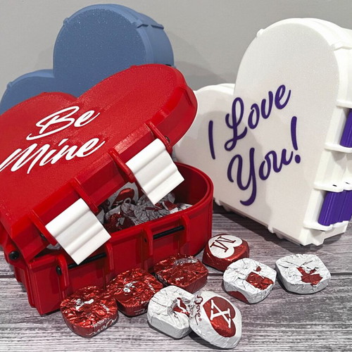 Valentine Heart Box rugged style new size 16x14x6