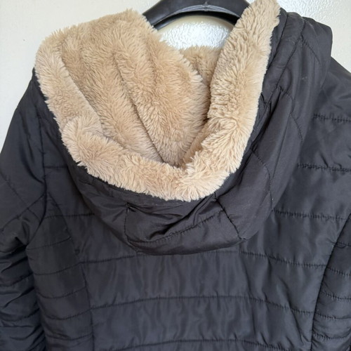 Only puffer jacket with fur size S like new, black