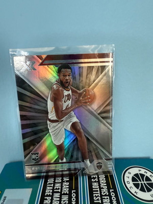 Evan Mobley RC Chronicles cards like new