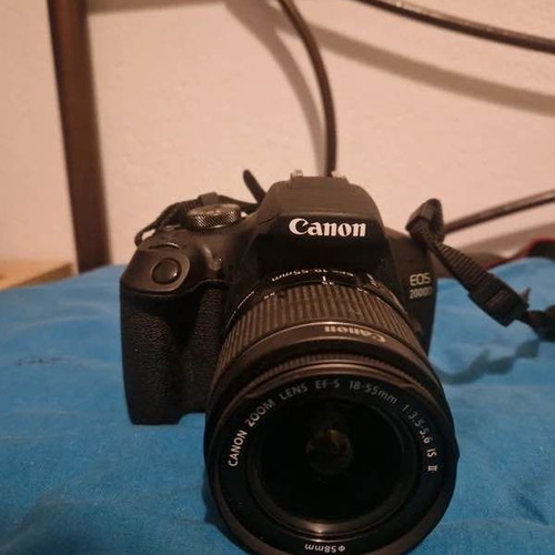 Canon EOS2000D camera with 18-55mm lens like new