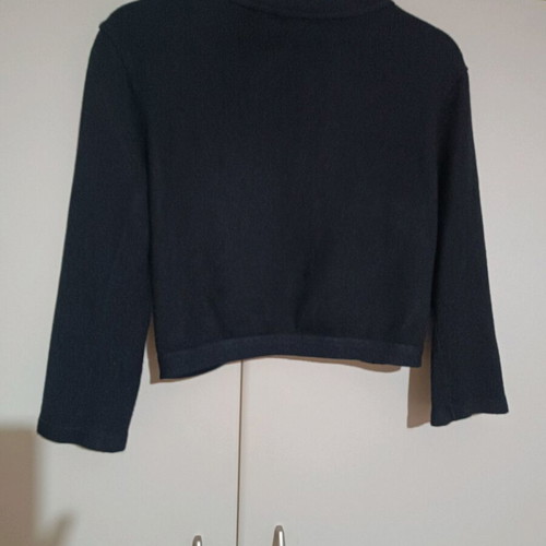 Black Zara short cardigan with 3/4 sleeves, like new