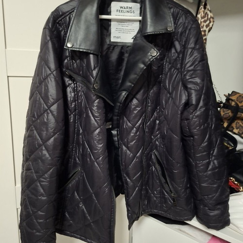 Mat Fashion black jacket like new, medium plus size, leather details