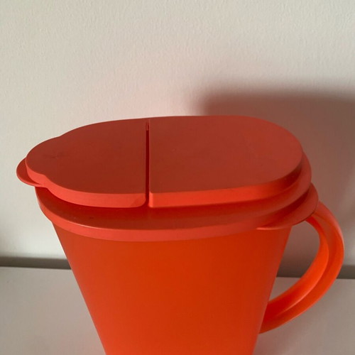 Tupperware water jug 3.7 liters brand new