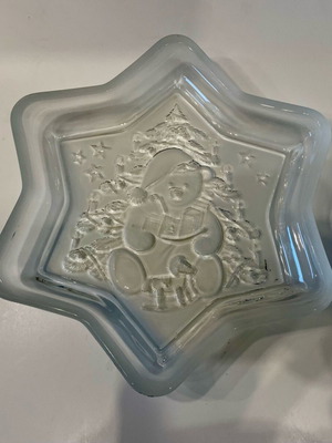 Glass star-shaped platter like new with Christmas theme