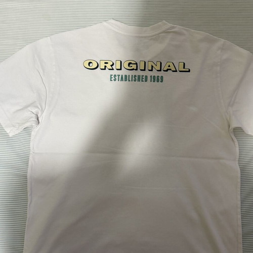 Gap men's t-shirt like new, medium, white and blue