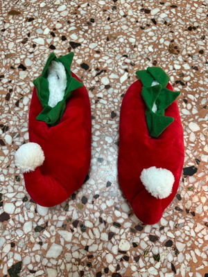 Christmas slippers used, size 38-39